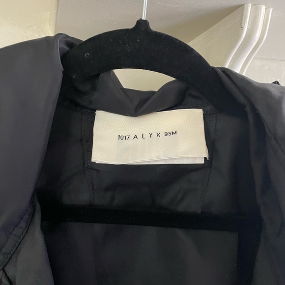 1017 ALYX 9SM - Picture 3 of 5